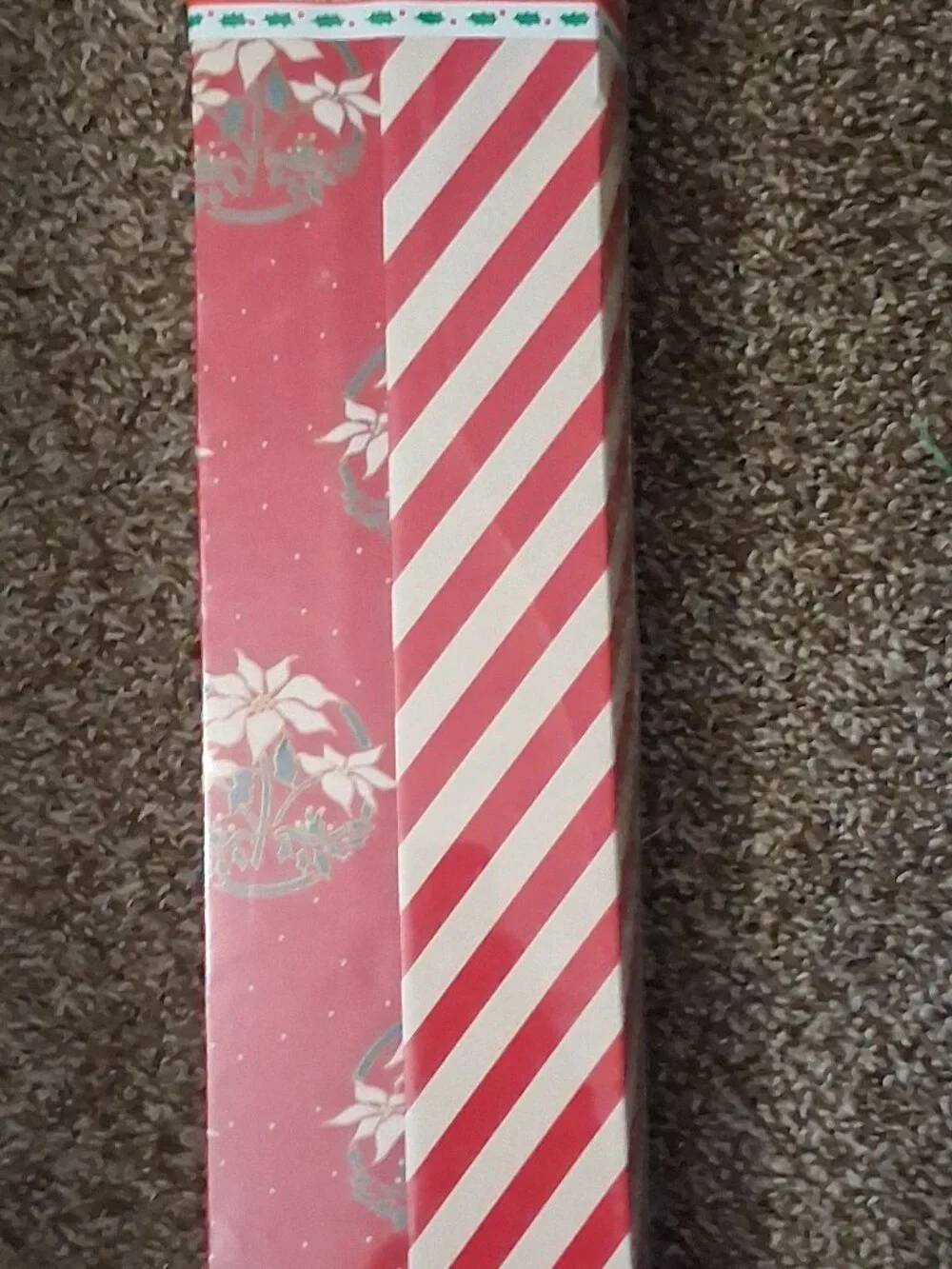 Vintage Christmas wrapping paper 150ft total